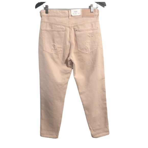 H&M Low Waist Distressed Boyfriend Jeans - Picture 3 of 9